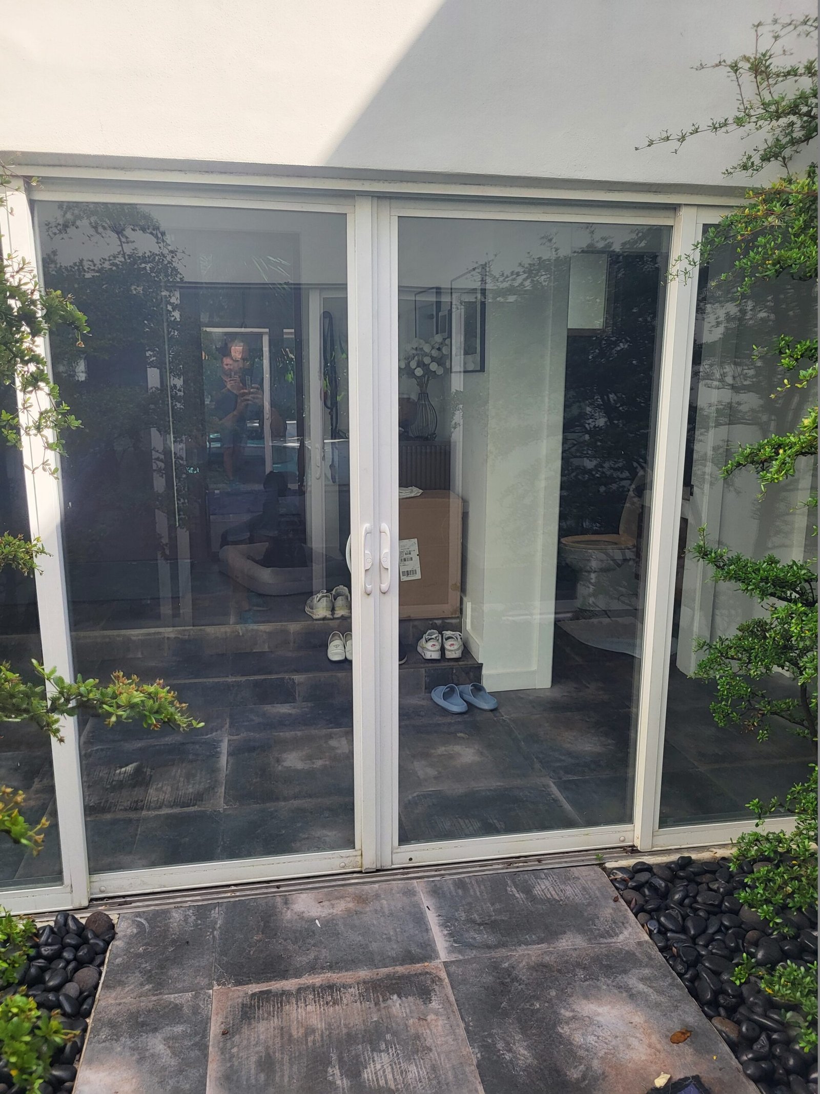 Sliding glass door services in Surfside, FL